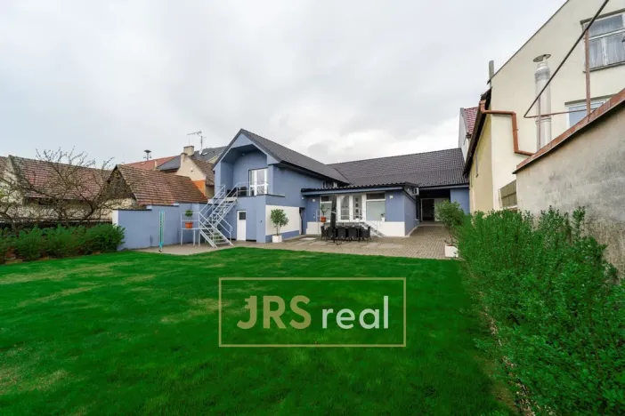 Prodej rodinného domu, Dolní Němčí, 220 m2