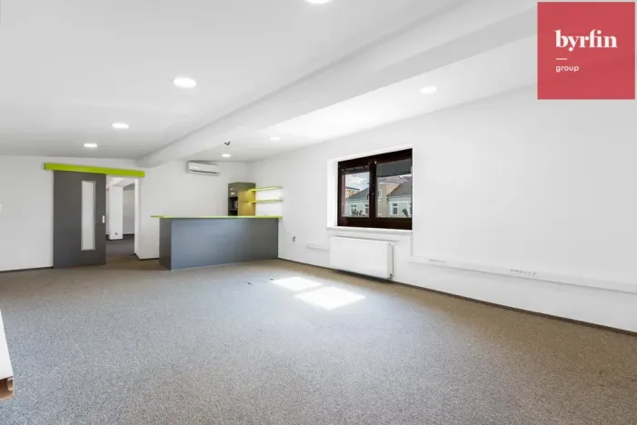 Pronájem kanceláře, Opava, Pekařská, 273 m2