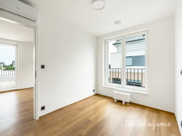 Pronájem bytu 2+kk, Praha - Třeboradice, U Slaviborského dvora, 52 m2