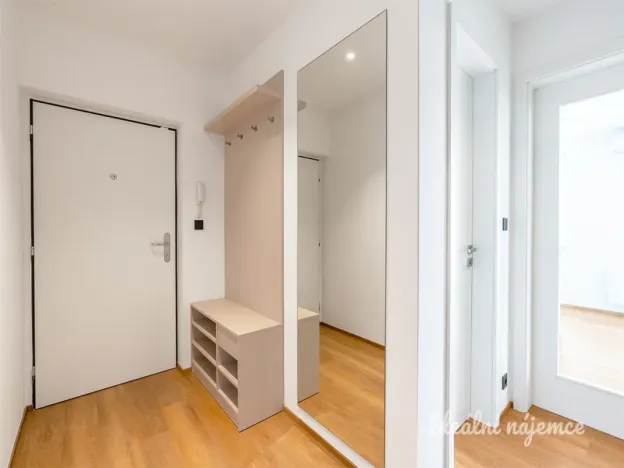 Pronájem bytu 2+kk, Praha - Třeboradice, U Slaviborského dvora, 52 m2