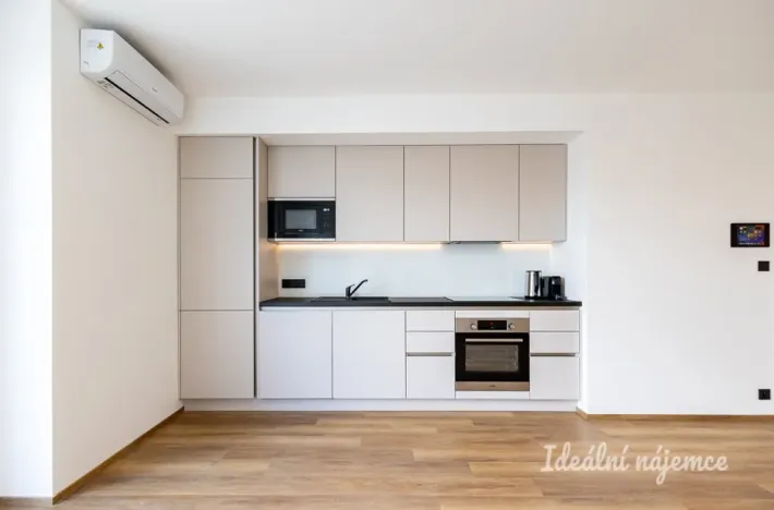 Pronájem bytu 2+kk, Praha - Třeboradice, U Slaviborského dvora, 56 m2