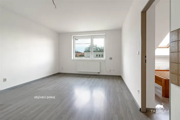 Prodej bytu 2+kk, Tymákov, 52 m2