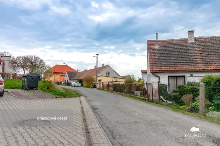 Prodej bytu 2+kk, Tymákov, 52 m2