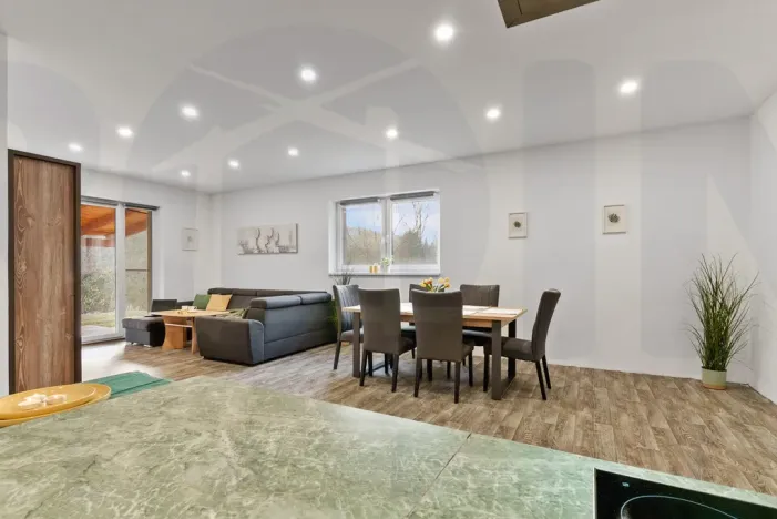 Prodej rodinného domu, Hrdlořezy, 126 m2