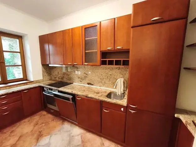 Pronájem bytu 4+1, Praha - Hradčany, Úvoz, 92 m2