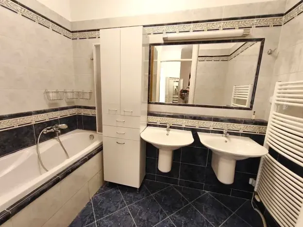 Pronájem bytu 4+1, Praha - Hradčany, Úvoz, 92 m2