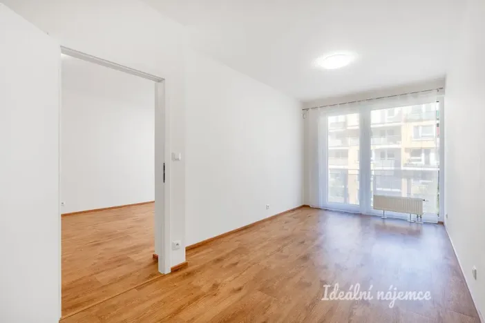 Pronájem bytu 2+kk, Praha - Vysočany, Gerstelova, 52 m2