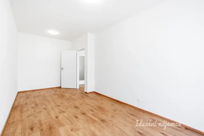 Pronájem bytu 2+kk, Praha - Vysočany, Gerstelova, 52 m2
