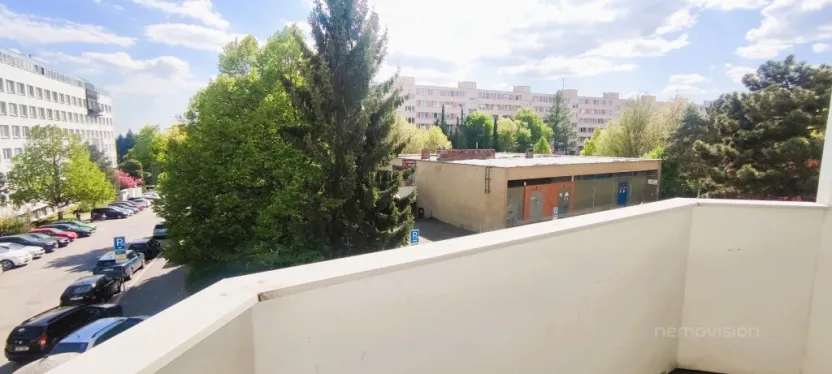 Pronájem bytu 1+1, Brno - Lesná, Brožíkova, 38 m2
