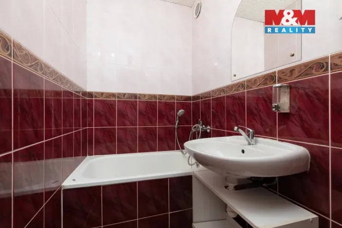 Prodej atypického bytu, Ostrava - Bělský Les, Bohumíra Četyny, 52 m2