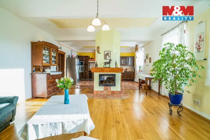 Prodej rodinného domu, Keblice, 290 m2