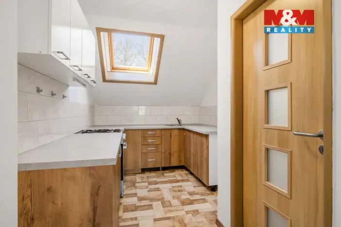 Pronájem bytu 2+1, Snědovice - Sukorady, 55 m2