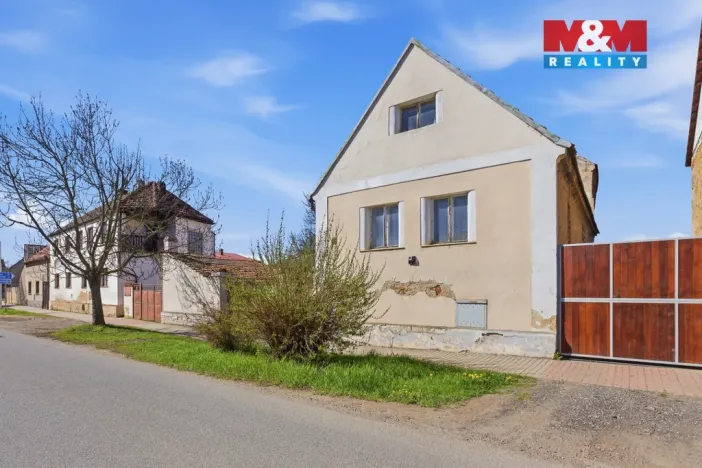 Prodej zemědělské usedlosti, Kněževes, Pražská, 90 m2