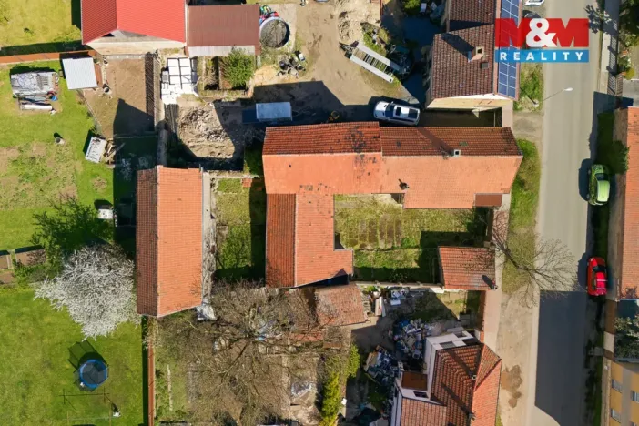 Prodej zemědělské usedlosti, Kněževes, Pražská, 90 m2
