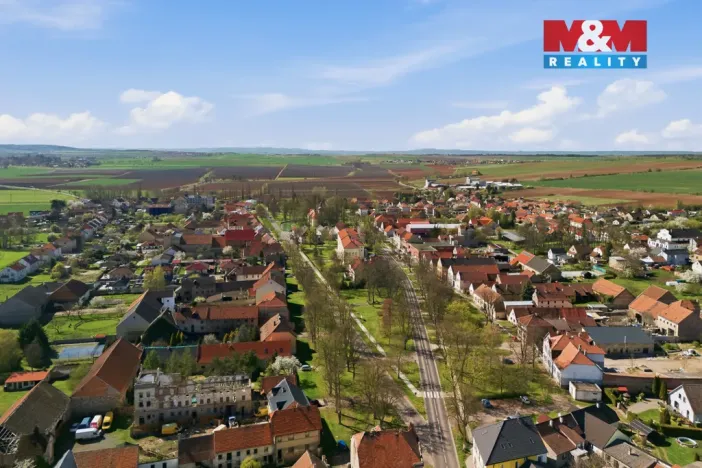 Prodej zemědělské usedlosti, Kněževes, Pražská, 90 m2