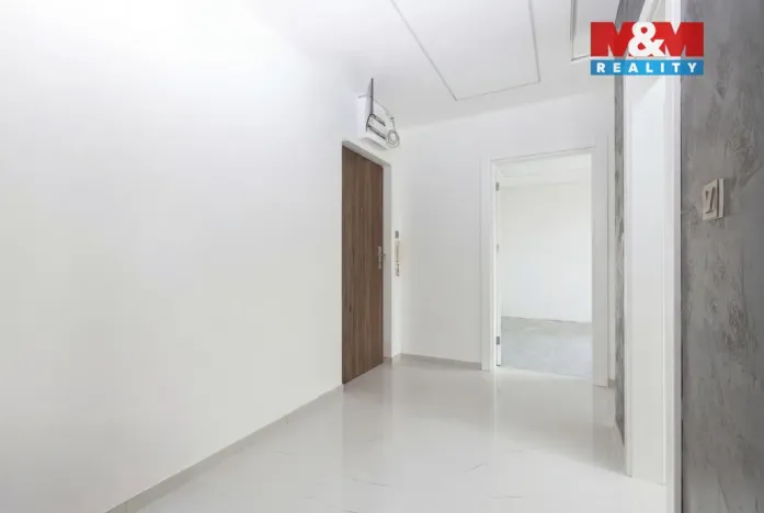 Prodej bytu 2+1, Ostrava - Zábřeh, Výškovická, 57 m2