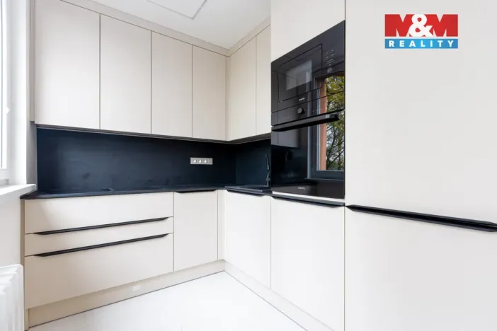 Prodej bytu 2+1, Ostrava - Zábřeh, Výškovická, 57 m2