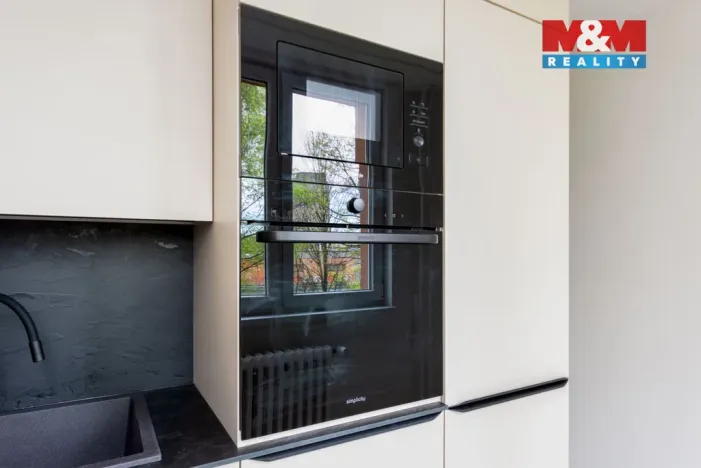 Prodej bytu 2+1, Ostrava - Zábřeh, Výškovická, 57 m2