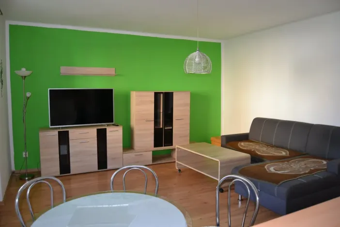 Pronájem bytu 2+1, Valašské Meziříčí - Krásno nad Bečvou, Čajkovského, 60 m2