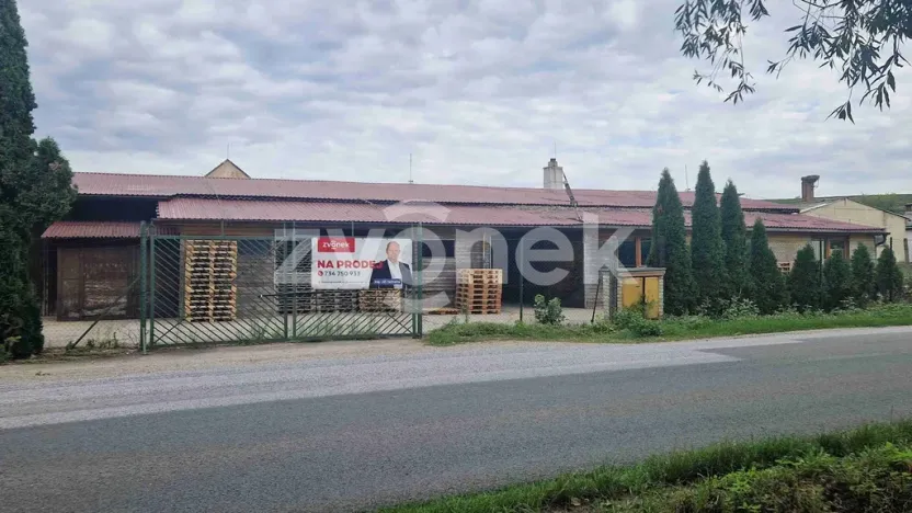 Prodej výrobních prostor, Louka, 2890 m2