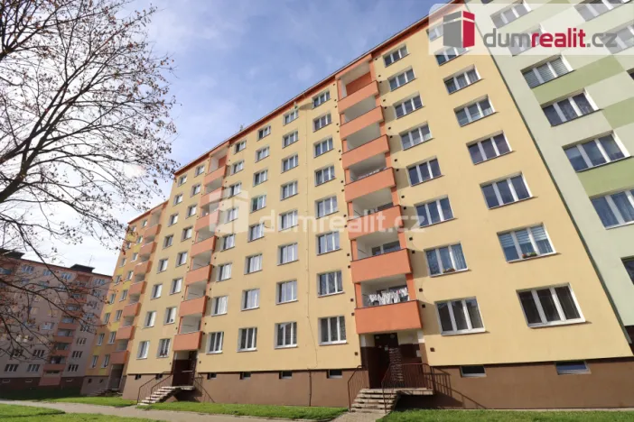 Pronájem bytu 3+1, Ostrov, Jungmannova, 76 m2