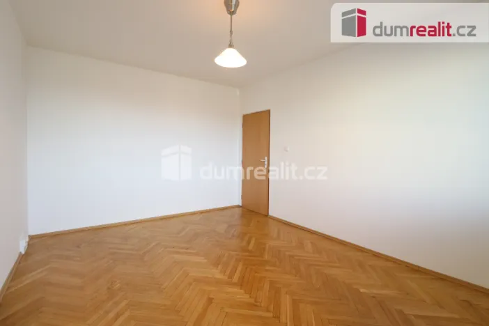 Pronájem bytu 3+1, Ostrov, Jungmannova, 76 m2