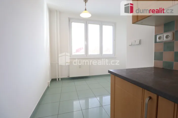 Pronájem bytu 3+1, Ostrov, Jungmannova, 76 m2