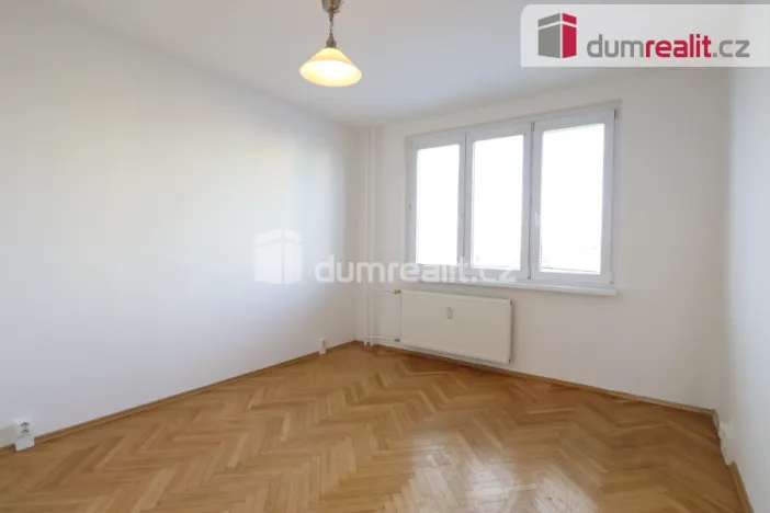 Pronájem bytu 3+1, Ostrov, Jungmannova, 76 m2
