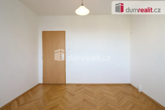 Pronájem bytu 3+1, Ostrov, Jungmannova, 76 m2