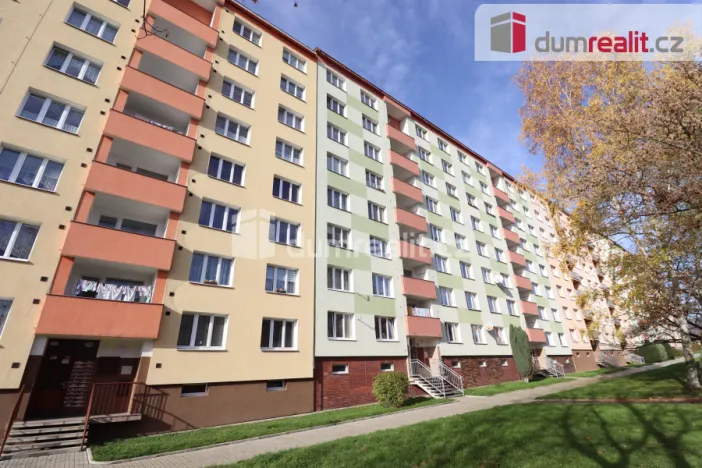 Pronájem bytu 3+1, Ostrov, Jungmannova, 76 m2