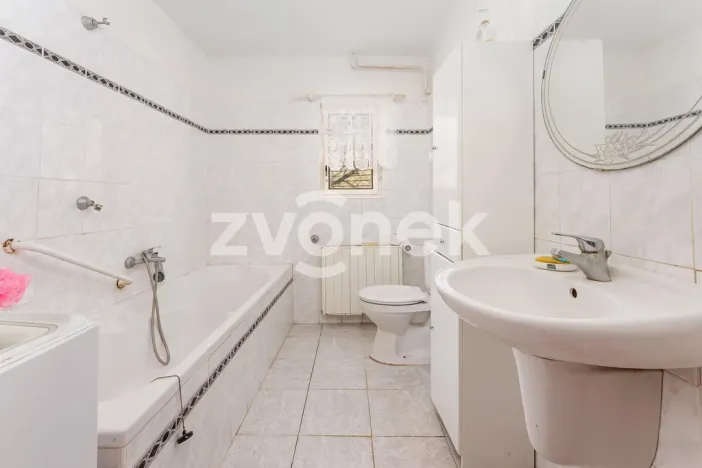 Prodej rodinného domu, Zlín - Příluky, 180 m2