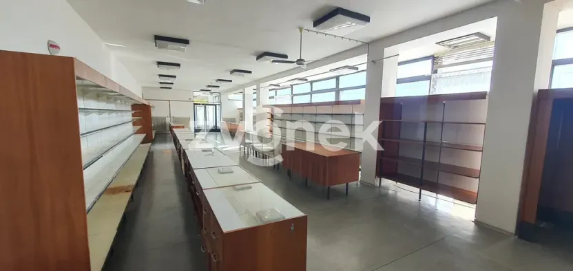 Pronájem obchodního prostoru, Polešovice, 320 m2