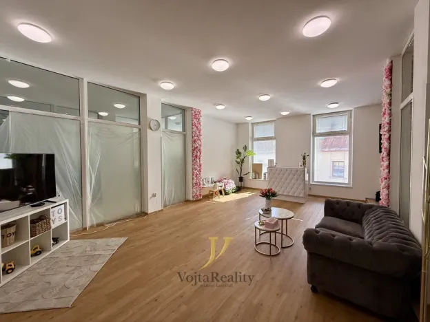 Pronájem kanceláře, Šumperk, Gen. Svobody, 73 m2