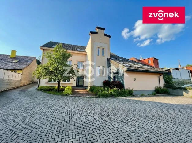 Pronájem kanceláře, Zlín, Vršava I, 460 m2