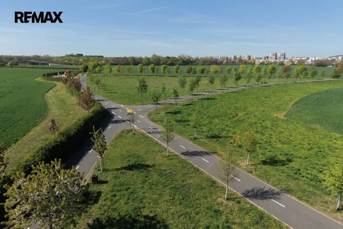 Prodej pozemku pro bydlení, Praha, 590 m2