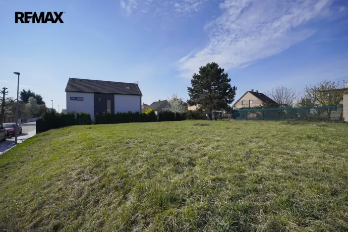 Prodej pozemku pro bydlení, Praha, 590 m2