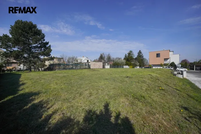 Prodej pozemku pro bydlení, Praha, 590 m2