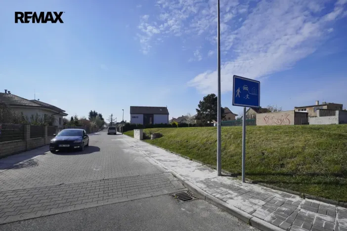 Prodej pozemku pro bydlení, Praha, 590 m2