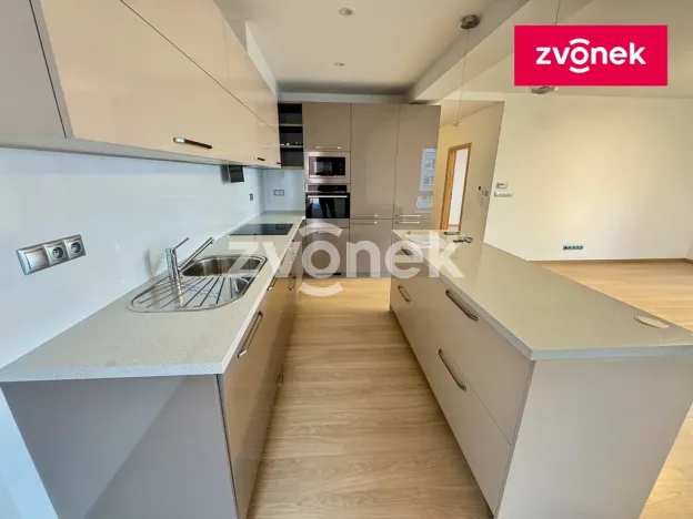 Pronájem bytu 3+kk, Zlín, Podlesí I, 92 m2