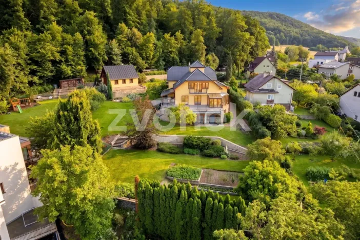 Prodej vily, Hranice - Hranice I-Město, 540 m2