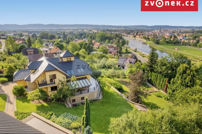 Prodej vily, Hranice, Pod Bílým kamenem, 540 m2