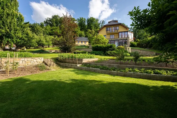 Prodej vily, Hranice, Pod Bílým kamenem, 540 m2