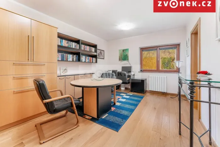 Prodej kanceláře, Hranice - Hranice I-Město, 660 m2