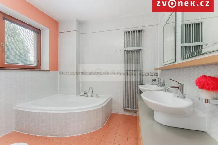 Prodej kanceláře, Hranice - Hranice I-Město, 540 m2