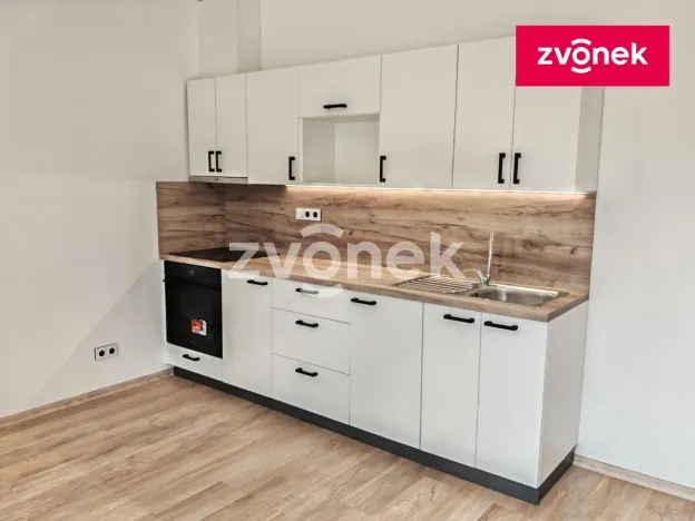Pronájem bytu 1+kk, Otrokovice, Komenského, 36 m2