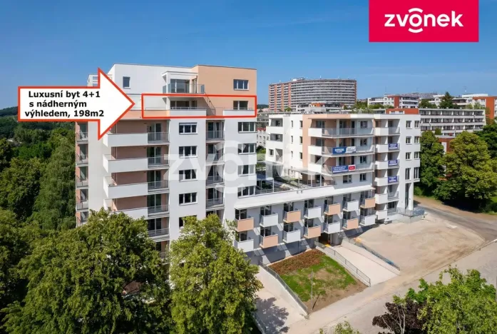 Prodej bytu 4+1, Zlín, Nad Stráněmi, 198 m2