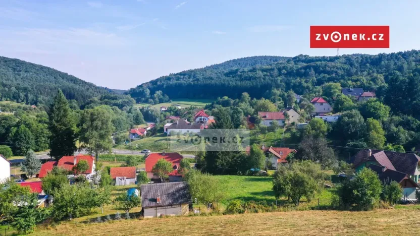 Prodej pozemku pro bydlení, Březůvky, 923 m2