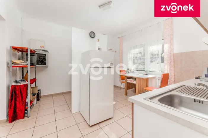 Prodej komerčního pozemku, Fryšták, Dolnoveská, 4200 m2