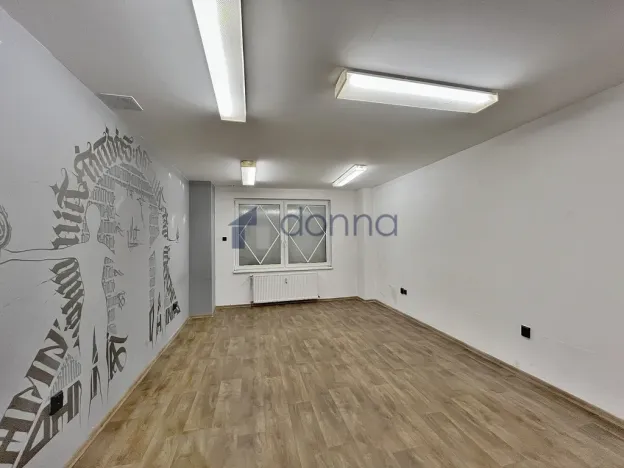 Pronájem obchodního prostoru, Praha, Šrobárova, 139 m2