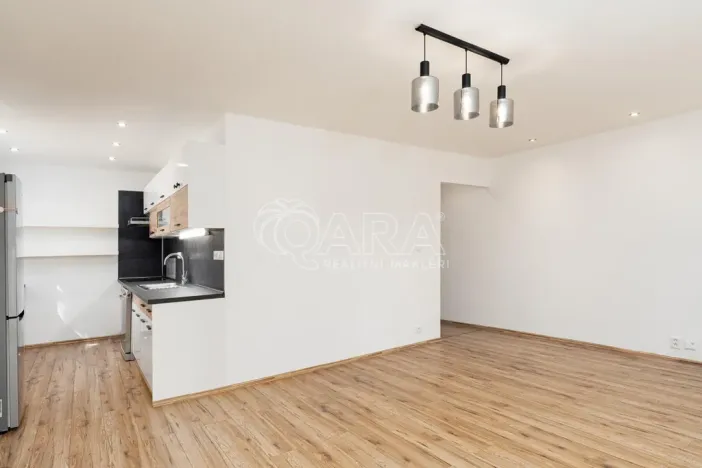 Pronájem bytu 3+kk, Praha - Komořany, Za sídlištěm, 73 m2